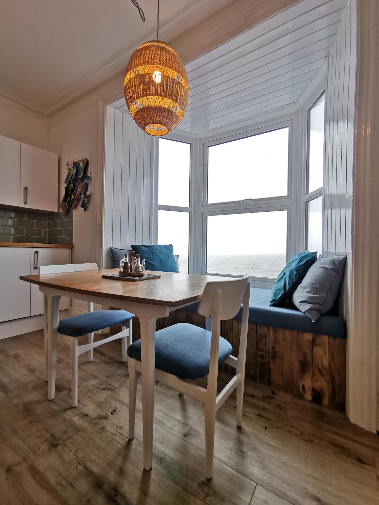 Lovely Seafront 2 Bed Flat In Aberystwyth Exterior photo